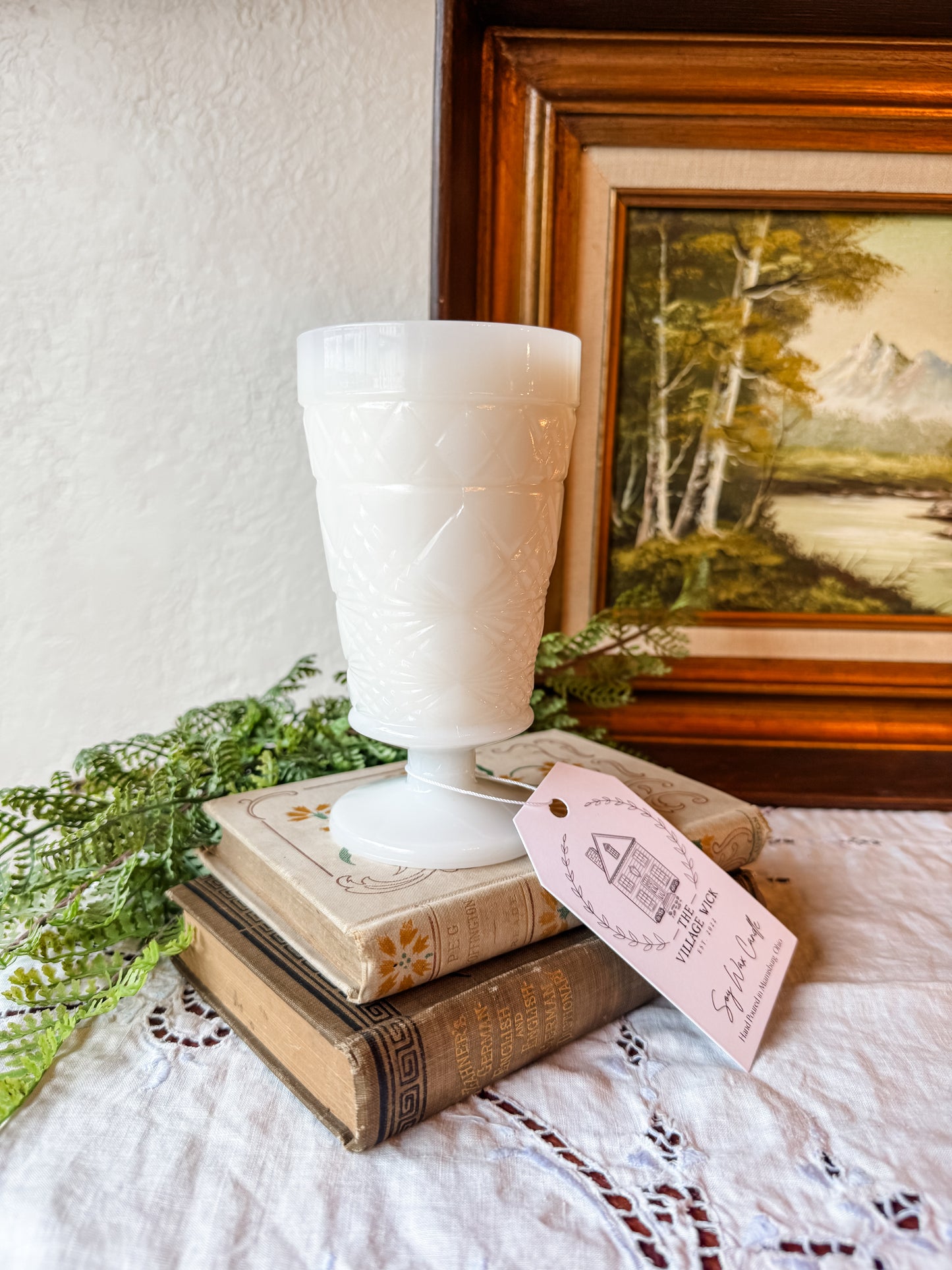 Vintage Milk Glass Candle - Oakmoss & Amber