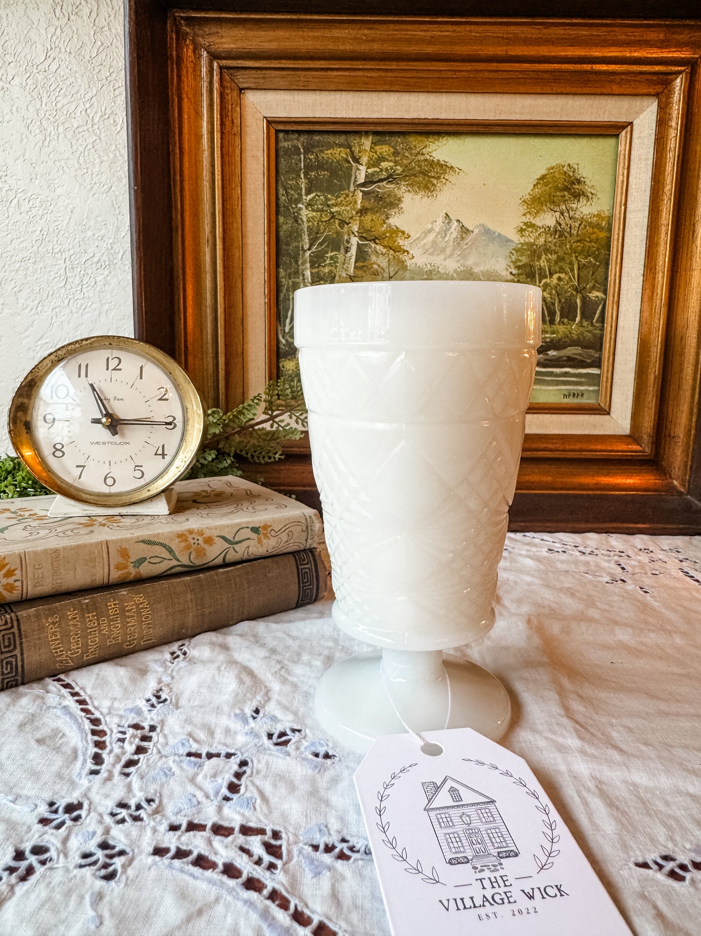 Vintage Milk Glass Candle - Oakmoss & Amber