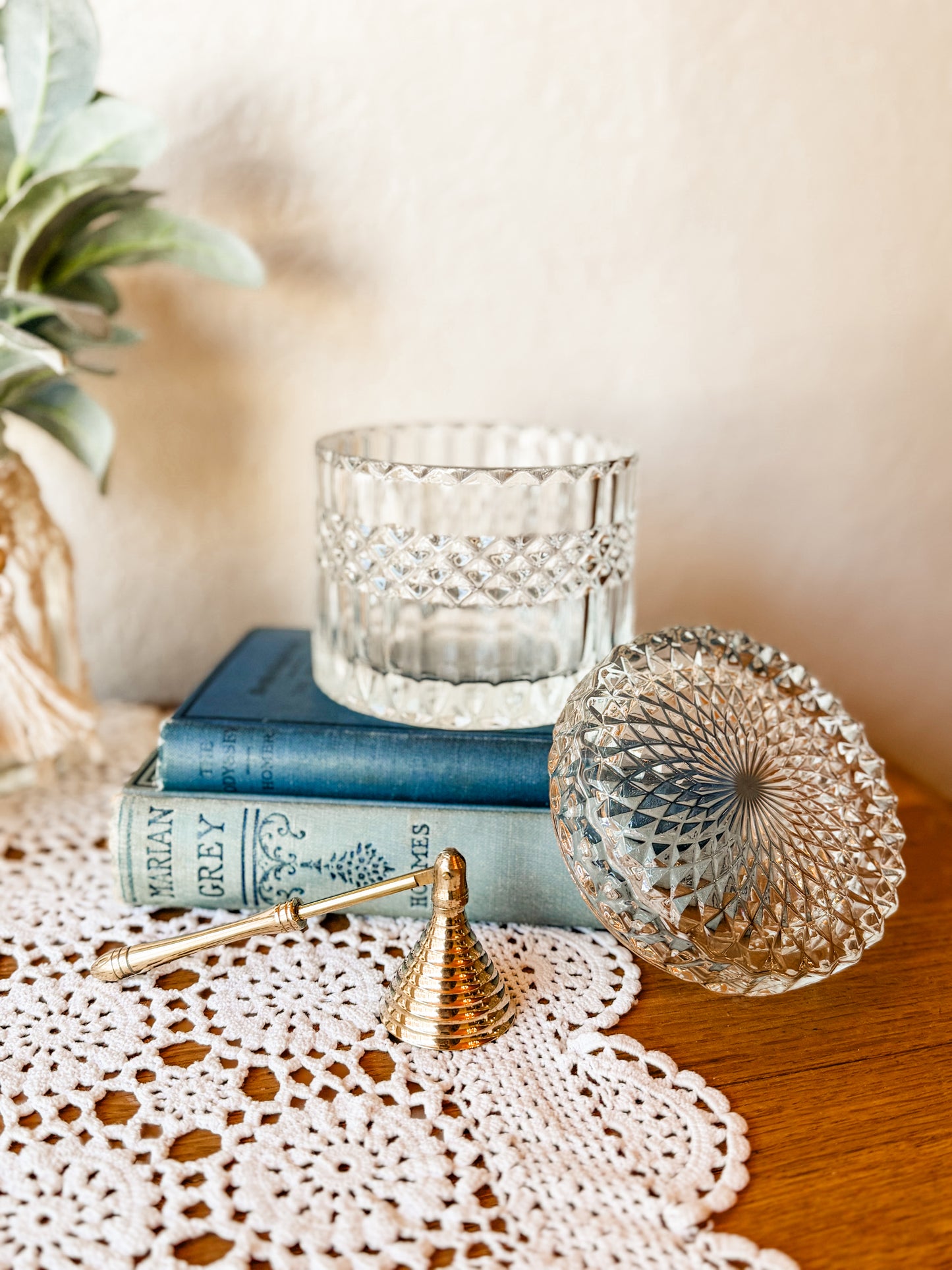 Galentine's Day Candle Making Class