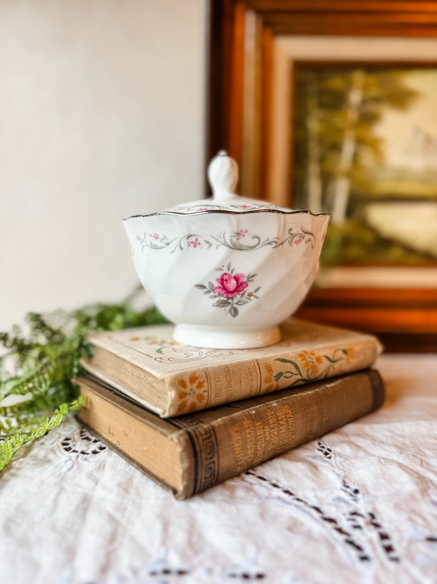 Vintage Sugar Bowl Candle with Pink Florals - Fresh Clothesline