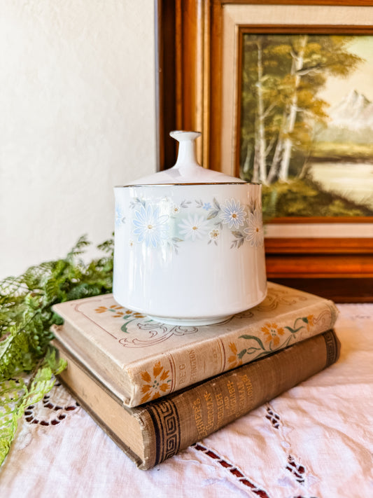 Vintage Sugar Bowl Candle - London Mist